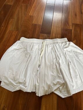 White Lightweight Pleated Skirt with Drawstring Waist/swimwear